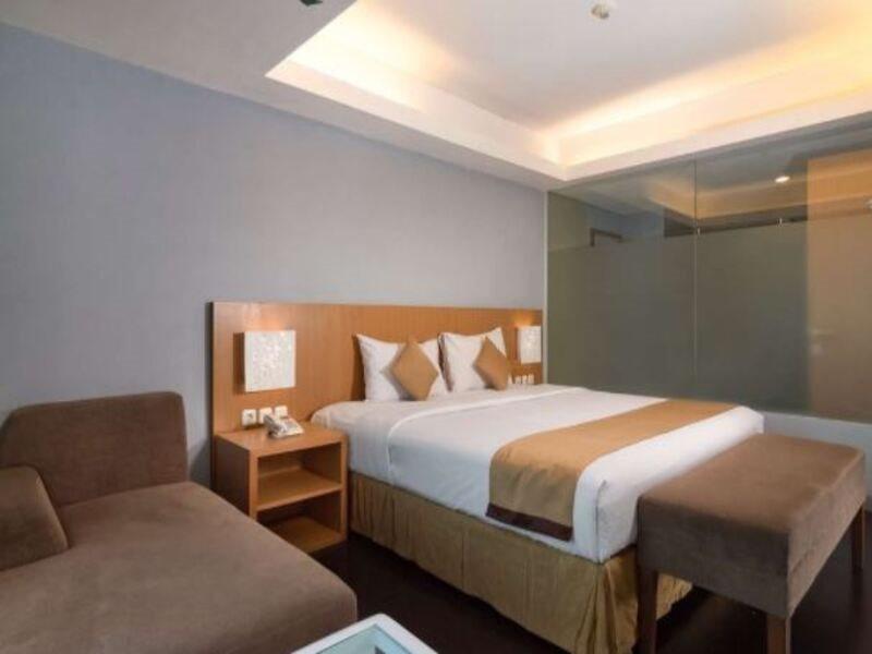 Kyriad Royal Seminyak Esterno foto