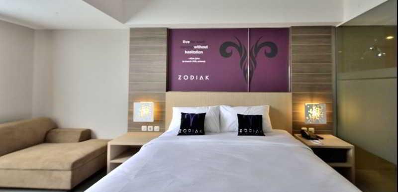 Kyriad Royal Seminyak Esterno foto