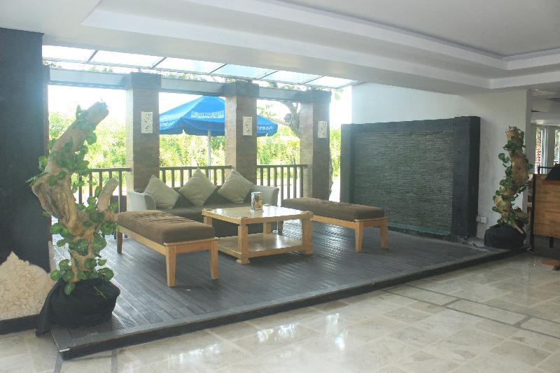 Kyriad Royal Seminyak Esterno foto